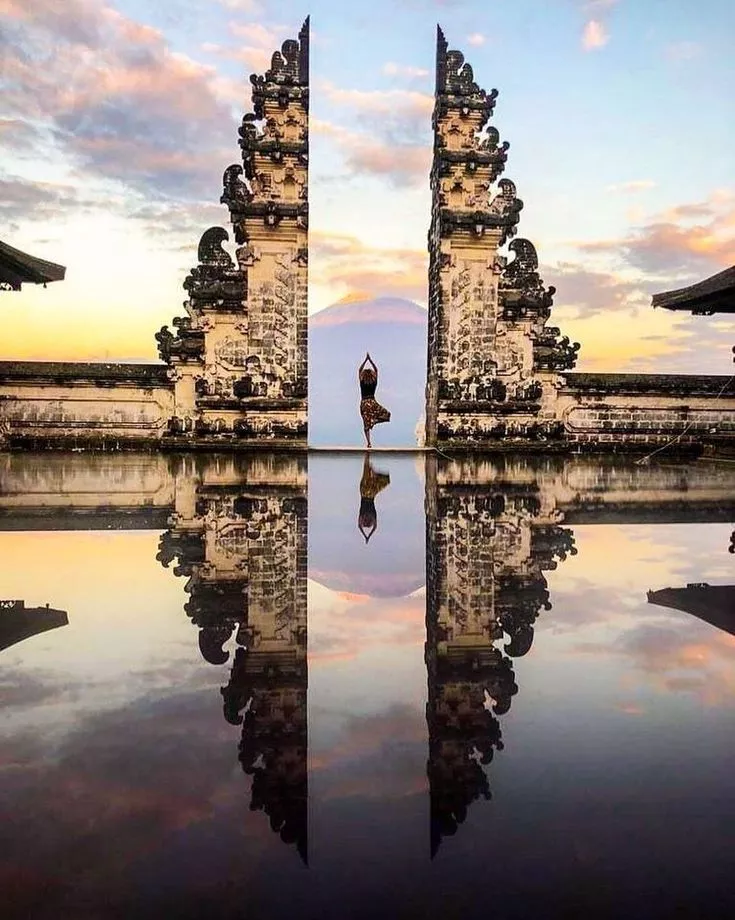 One Day Tour: Gerbang Surga Lempuyang & Pesona Bali Timur