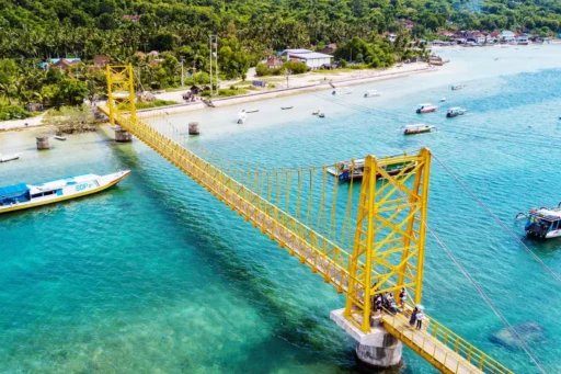 Pemandangan indah di Nusa Lembongan
